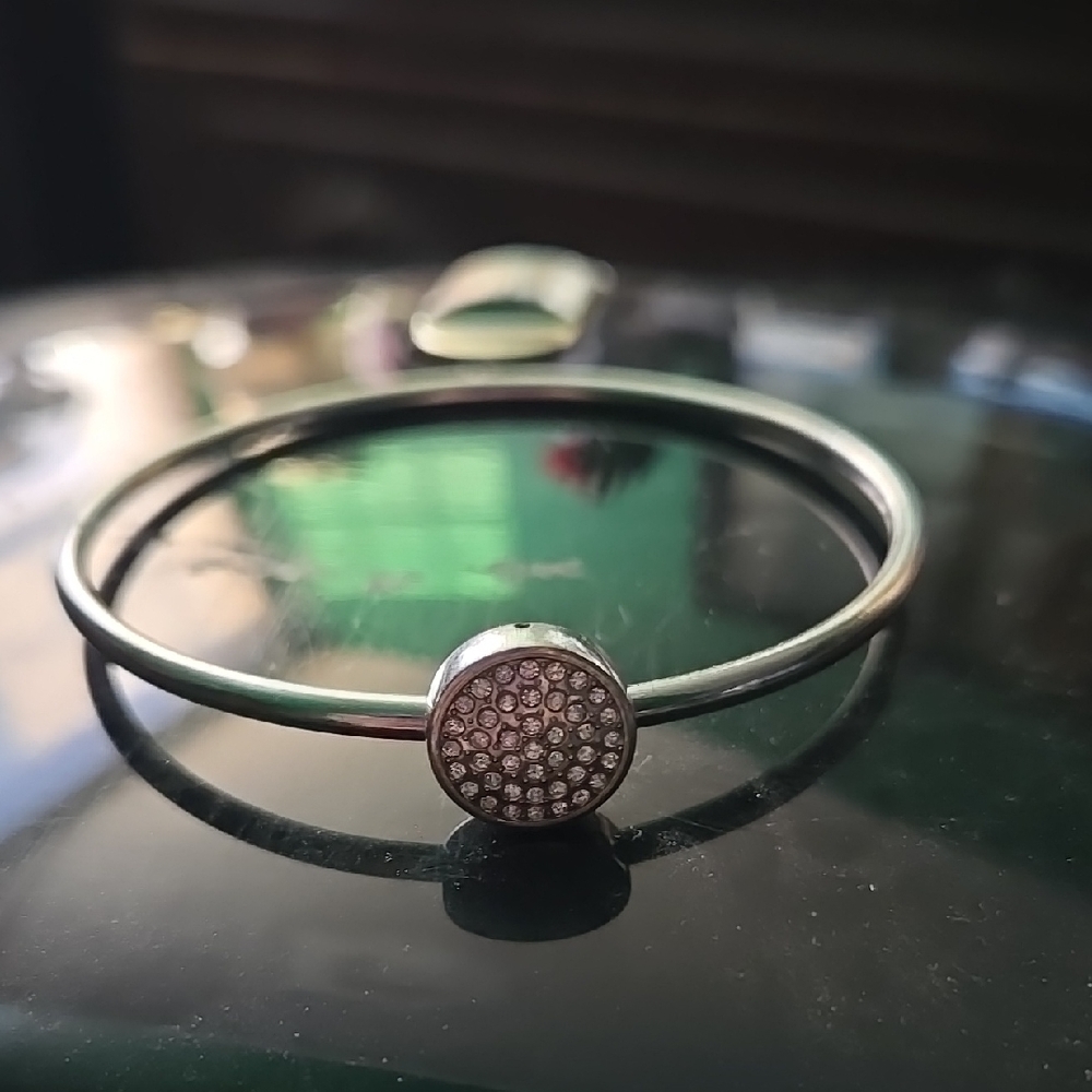 Elegant Silver Bangle with Crystal Accents